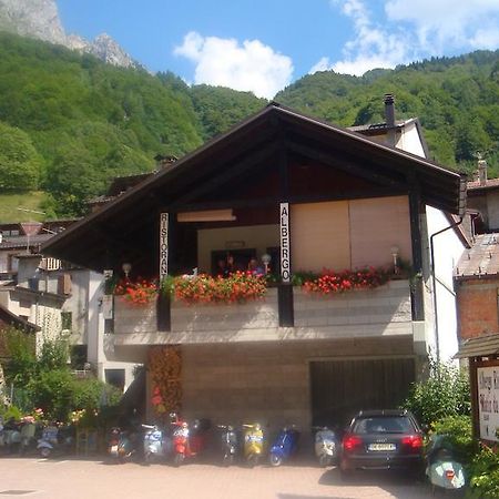 Albergo Matiz Da Otto Палуца Екстериор снимка